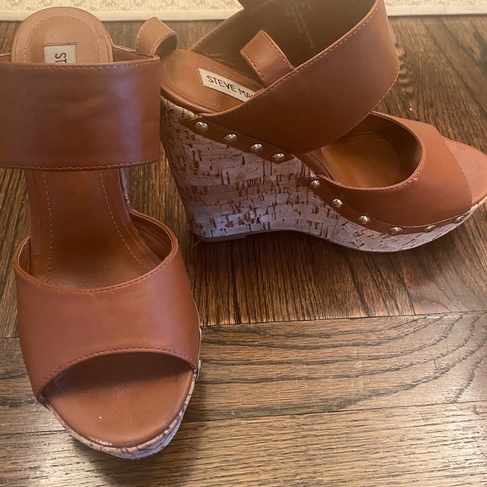 Steve Madden studded Wedges. Size 8
